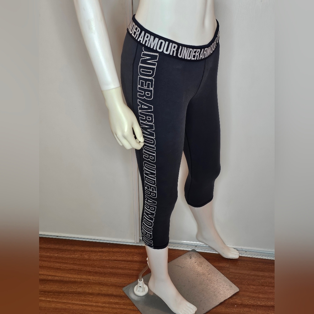 Women's Under Armour Logo Black Leggings Size S